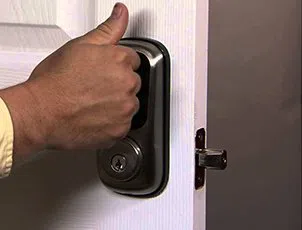 Lock Locksmith Tech Alameda, CA 510-404-0324 - 24-7-locksmith-key-service