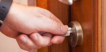Lock Locksmith Tech Alameda, CA 510-404-0324 - ignition-repair